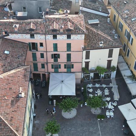 Splendid Apartment Desenzano del Garda Esterno foto
